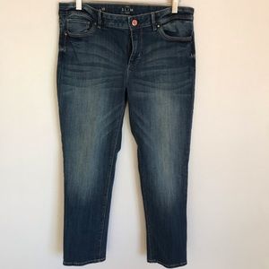 White House Black Market slim crop jeans. B-1